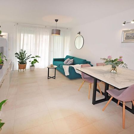 Family Apartment Noel - Omis Exterior photo