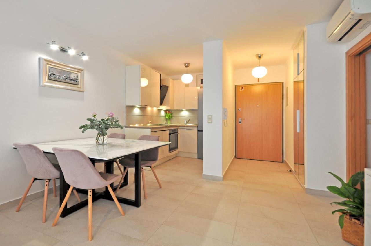 Family Apartment Noel - Omis Exterior photo