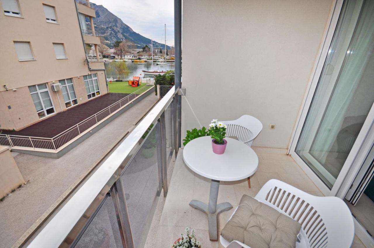 Family Apartment Noel - Omis Exterior photo
