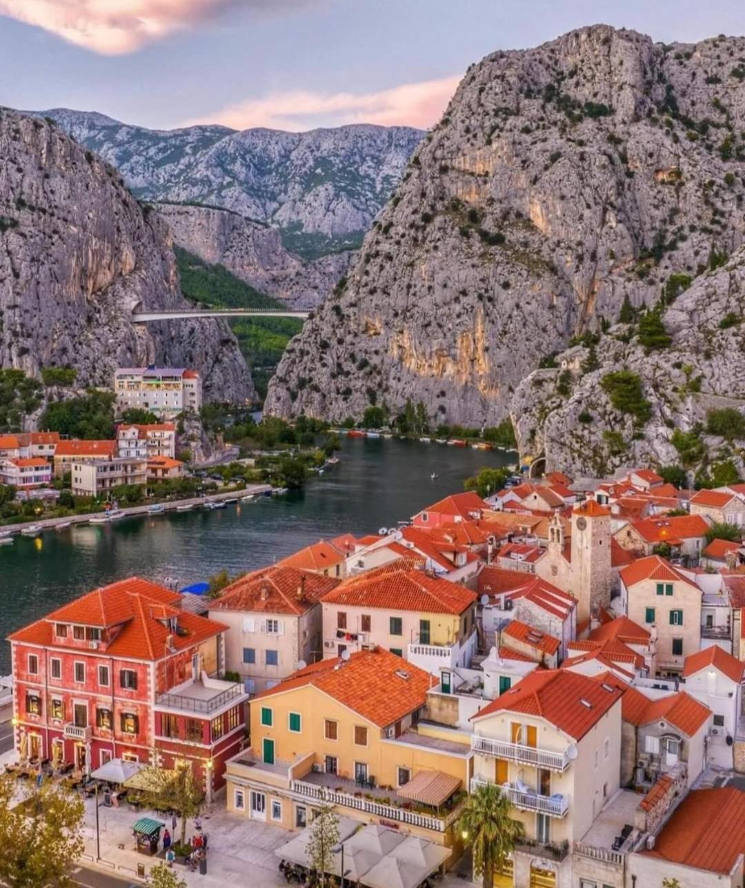 Family Apartment Noel - Omis Exterior photo